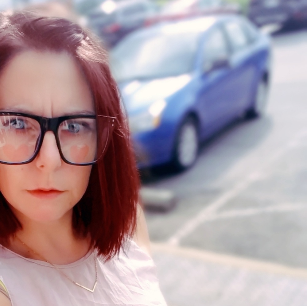 Meet your Posher, Jade